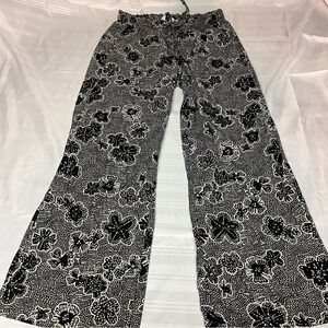 Floral Black and White Linen Blend Wide Leg Flowy Pants Medium Resort Holiday